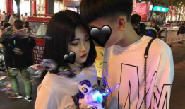 91青春情侣直播回放,甜蜜瞬间回顾，重温甜蜜时光